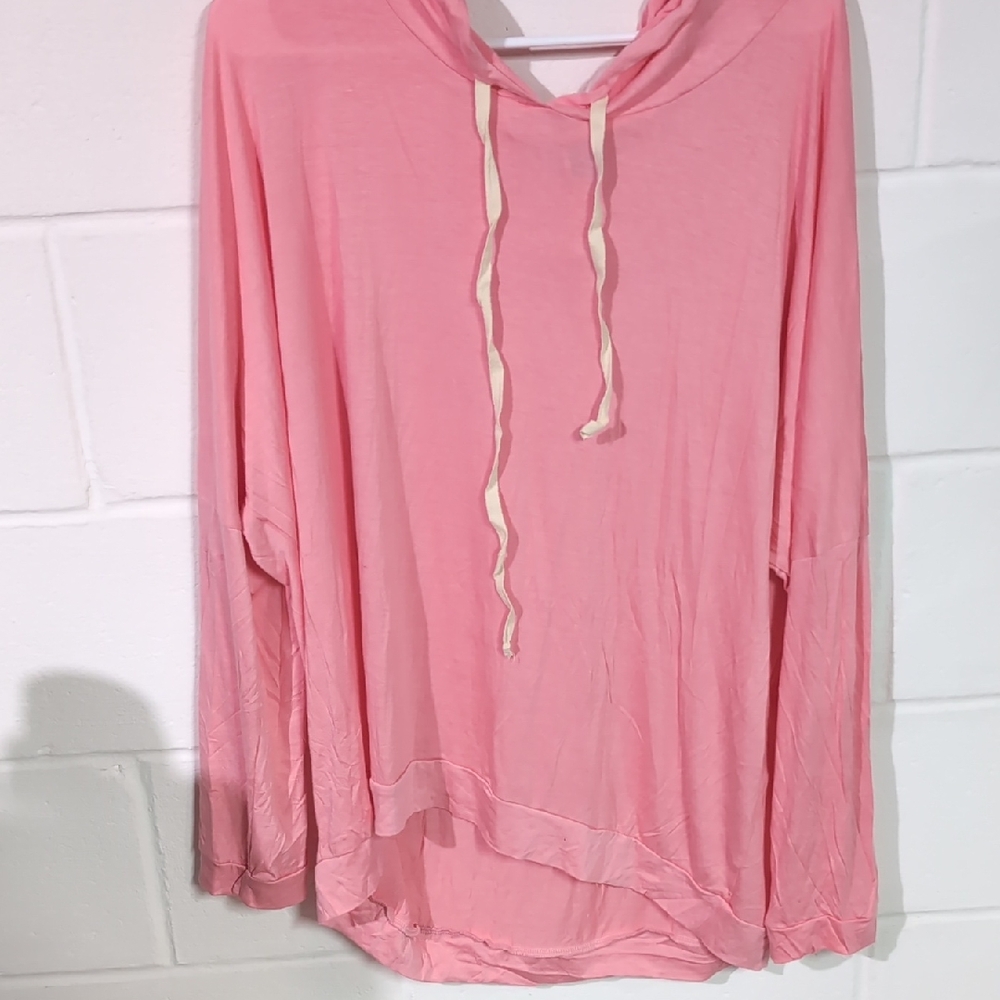 nwot color bear light weight Pink Hooded Long Sleeve Top